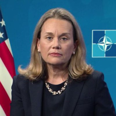 Джулиан Смит — Все члены НАТО понимают важность отношений с Грузией и Украиной