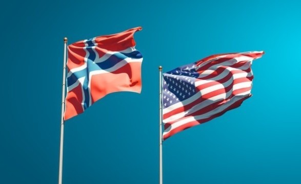Военный самолет США с четырьмя на борту разбился в Арктике Норвегии