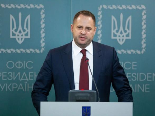 До прекращения выдачи виз для всех россиян: Украина призвала ввести новые санкции До прекращения выдачи виз для всех россиян: Украина призвала ввести новые санкции