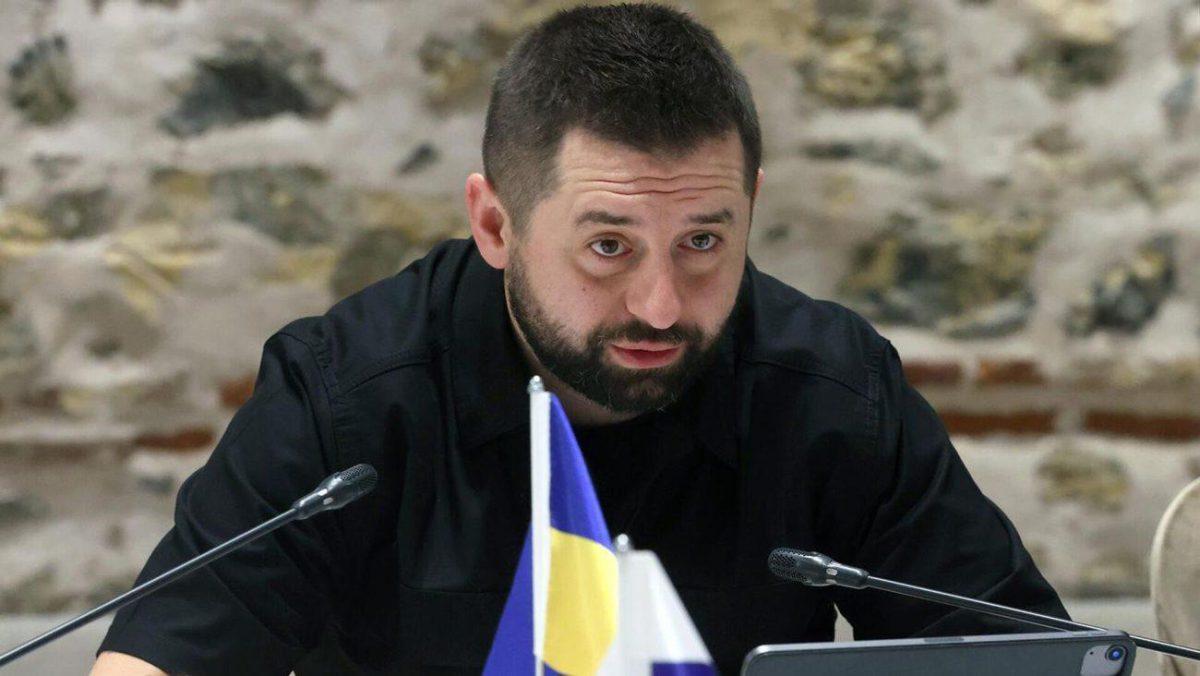 Անվտանգության երաշխիքների համակարգի ներդրման դեպքում Կիևը կհամաձայնի չեզոք կարգավիճակին. Արախամիա