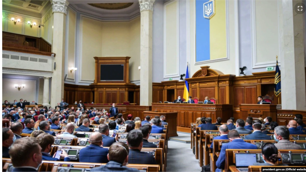 Верховная рада одобрила закон о национализации имущества россиян | Верховная рада одобрила закон о национализации имущества россиян |
