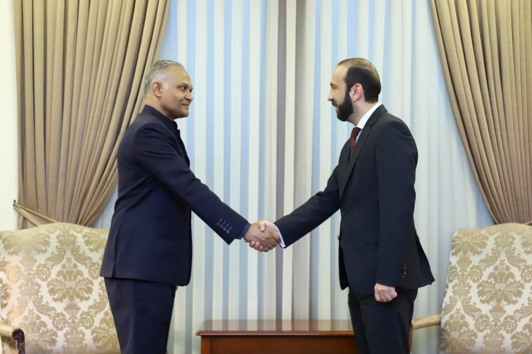 Հնդկաստանի ԱԳՆ Արևմտյան ուղղության քարտուղար Սանջայ Վերման ժամանել է ԱԳՆ
		04.07.2022 . Միջազգային