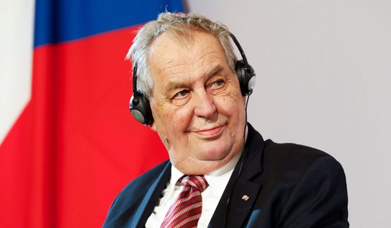 Президент Чехии призвал к военному ответу в случае применения ядерного оружия на Украине
		05.10.2022 . Мир