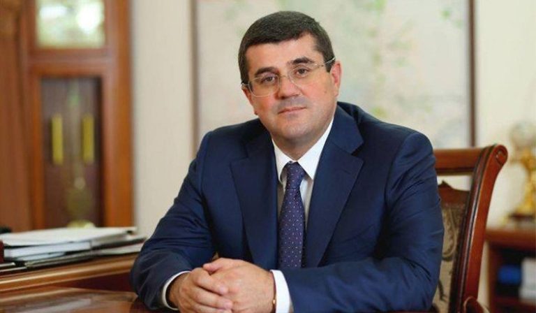 Փետրվարի 23-ին հանդես եմ գալու ուղերձով. Արայիկ Հարությունյան
		19.02.2023 . Արցախ