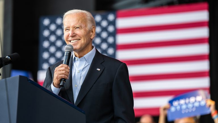 Բայդենը հայտարարել է, որ չպետք է թույլ տալ Թրամփի հաղթանակը 2024 թվականի նախագահական ընտրություններում
		06.05.2023 . Միջազգային