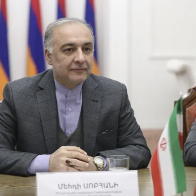 სომხეთსა და აზერბაიჯანს შორის საზღვრის დემარკაციისა და დემარკაციის პროცესი ახალი ნაბიჯია მშვიდობის გზაზე. მეჰდი სობჰანი