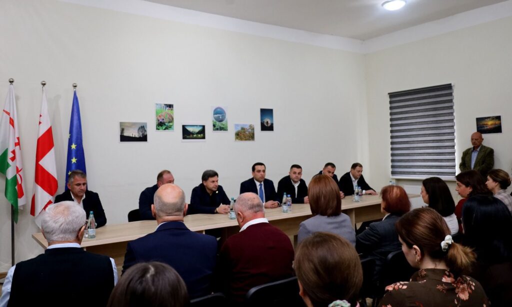 Ախալցխայի մունիցիպալիտետի նորընտիր քաղաքապետ Վարլամ Ծիկլաուրին այսօր պաշտոնապես սկսեց իր լիազորությունների կատարումը