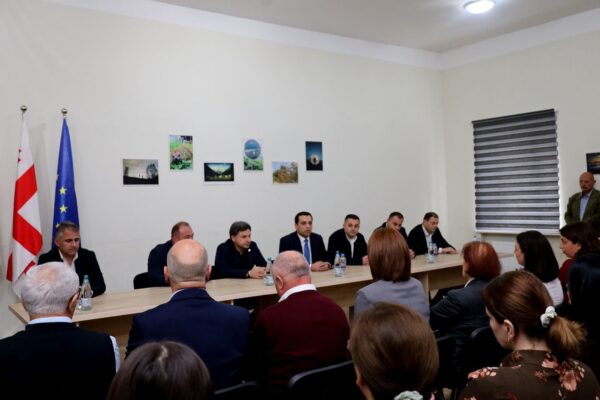 Ախալցխայի մունիցիպալիտետի նորընտիր քաղաքապետ Վարլամ Ծիկլաուրին այսօր պաշտոնապես սկսեց իր լիազորությունների կատարումը