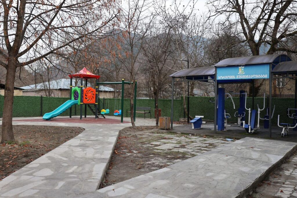 «Գյուղի աջակցության ծրագրի» շրջանակներում Բորժոմիի մունիցիպալիտետի գյուղերում և Ախալդաբա բնակավայրում ենթակառուցվածքային նախագծերը գտնվում են ավարտական ​​փուլում