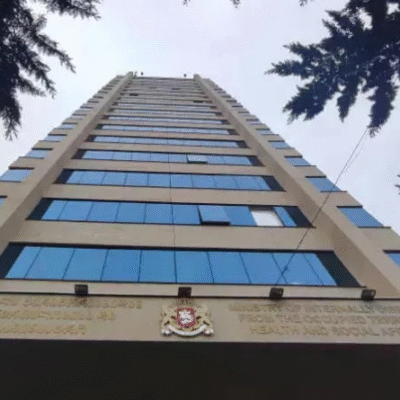 Առողջապահության նախարարության տվյալներով՝ օտարերկրացիների աշխատանքի հետ կապված փոփոխությունները ուժի մեջ կմտնեն մարտի 1-ից, և խախտման դեպքում և՛ աշխատողը, և՛ գործատուն կտուգանվեն