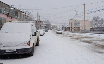 Ախալցխայի մունիցիպալիտետում  վատ եղանակային պայմանների պատճառով քաղաքային տրանսպորտի աշխատանքը ընթանում է խափանումներով