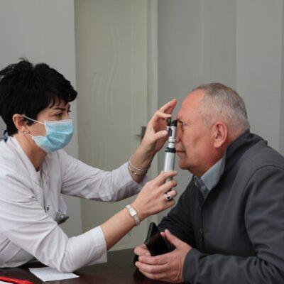 Ադիգենի քաղաքապետարանում ընթանում է անվճար բժշկական արշավ Ջավրիշվիլիի անվան աչքի միկրովիրաբուժության կլինիկայի կազմակերպմամբ և Ադիգենիի քաղաքապետարանի աջակցությամբ