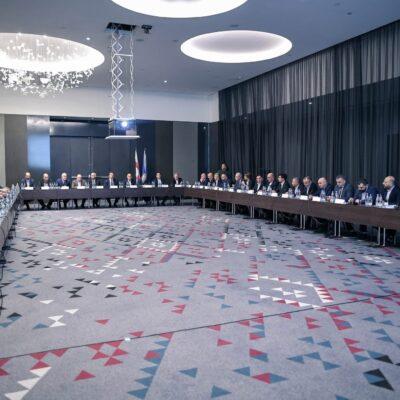 Վրաստանի տարածաշրջանային զարգացման նախարարի առաջին տեղակալը անցկացրել է հանդիպում  տարբեր տարածաշրջանների պետական ​​​​ներկայացուցիչների և մունիցիպալիտետների քաղաքապետերի հետ