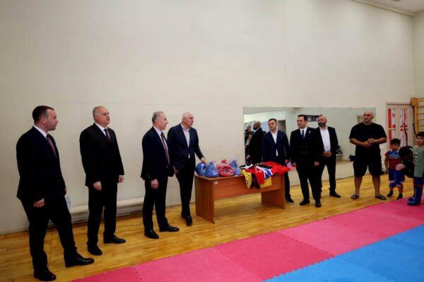 Սպորտի նախարարությունը նոր մարզագույք է փոխանցել Ախալցխայի մարզահամալիրին