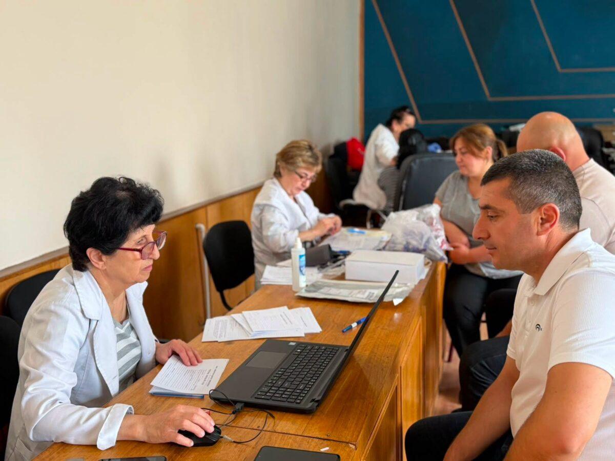 Ախալքալաքի քաղաքապետարանի աշխատակիցները միացել են կամավոր արյան հանձնման արշավին