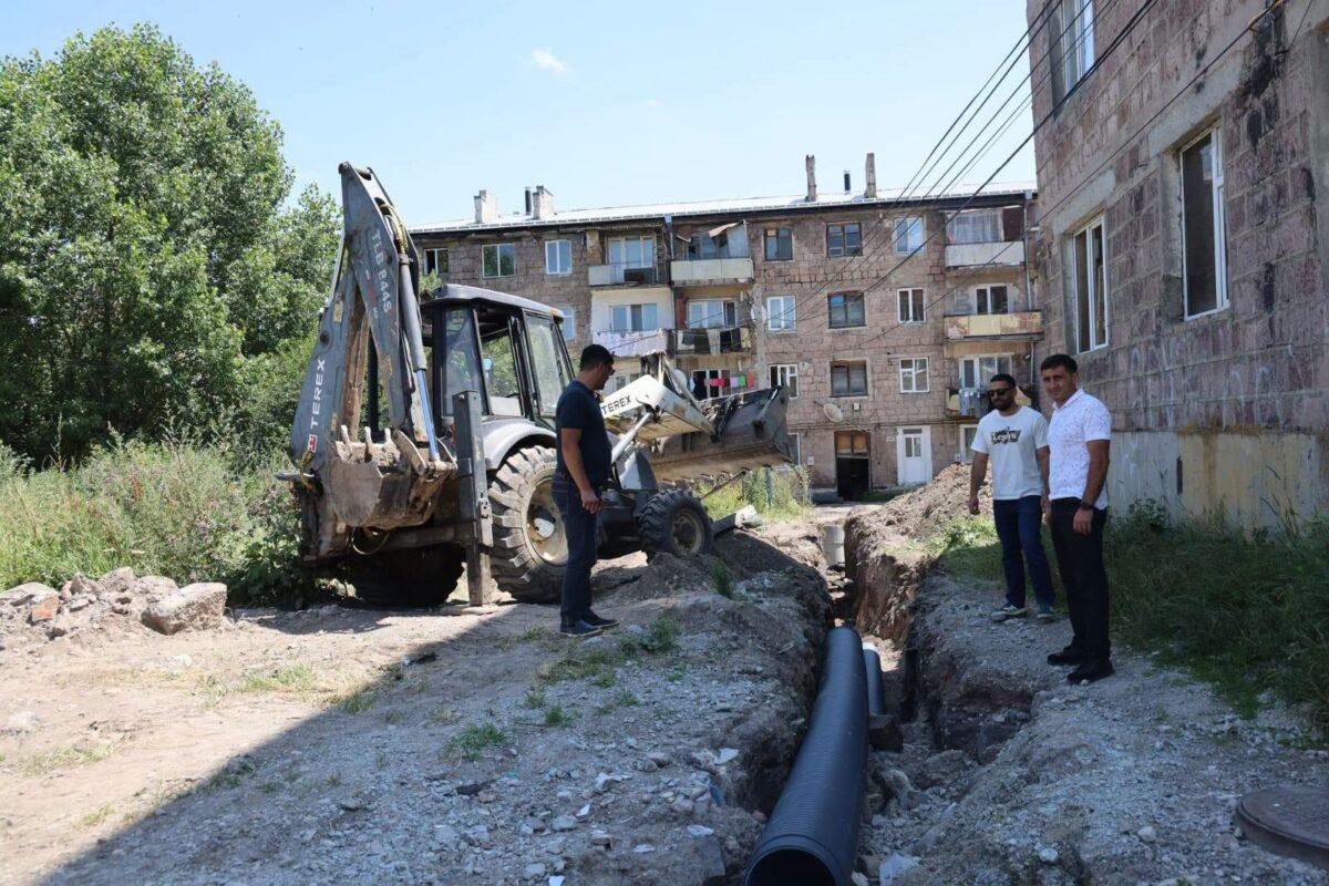 Ախալքալաքում շարունակվում են նախկին թիվ 1 ռազմական քաղաքի կոյուղու համակարգի վերականգնման աշխատանքները