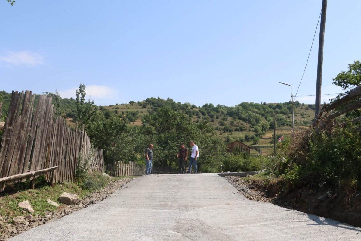 Ադիգենիի մունիցիպալիտետի Ղորթուբանի գյուղում շարունակվում են ճանապարհաշինարարական աշխատանքները