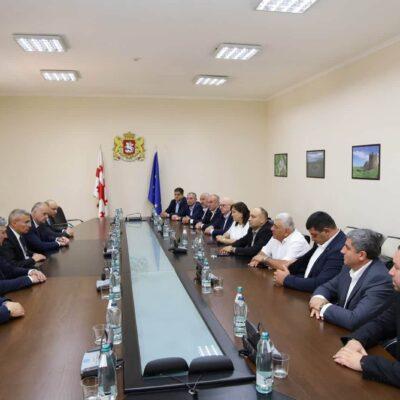 Սամցխե-Ջավախքի նոր պետական ներկայացուցիչը ներկայացվել է տարածաշրջանի քաղաքապետերին