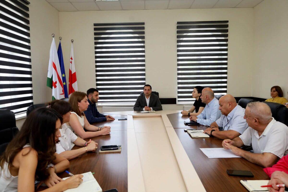Ախալցխայի քաղաքապետարանում քննարկվել են ընթացիկ և նախատեսվող ծրագրերը