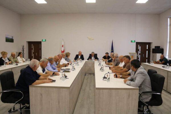 Ասպինձայի մունիցիպալիտետում քննարկվել են ենթակառուցվածքային և սոցիալական ծրագրերը