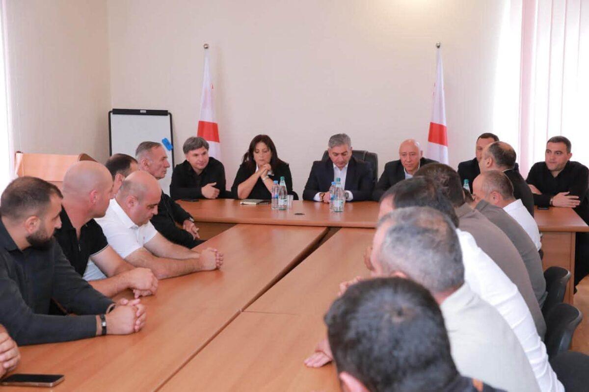 Նինոծմինդայում քննարկվել են ընթացիկ և նախատեսվող ծրագրերը