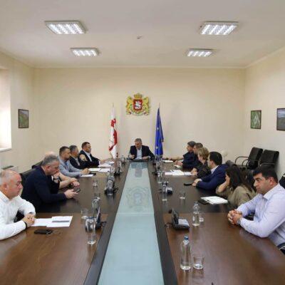 Ախալցխայի քաղաքապետը մասնակցել է Սամցխե-Ջավախքի նահանգապետարանում կայացած աշխատանքային հանդիպմանը