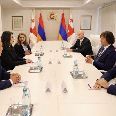 Իրակլի Կոբախիձեն հանդիպել է ՀՀ ներքին գործերի նախարար Արփինե Սարգսյանի հետ