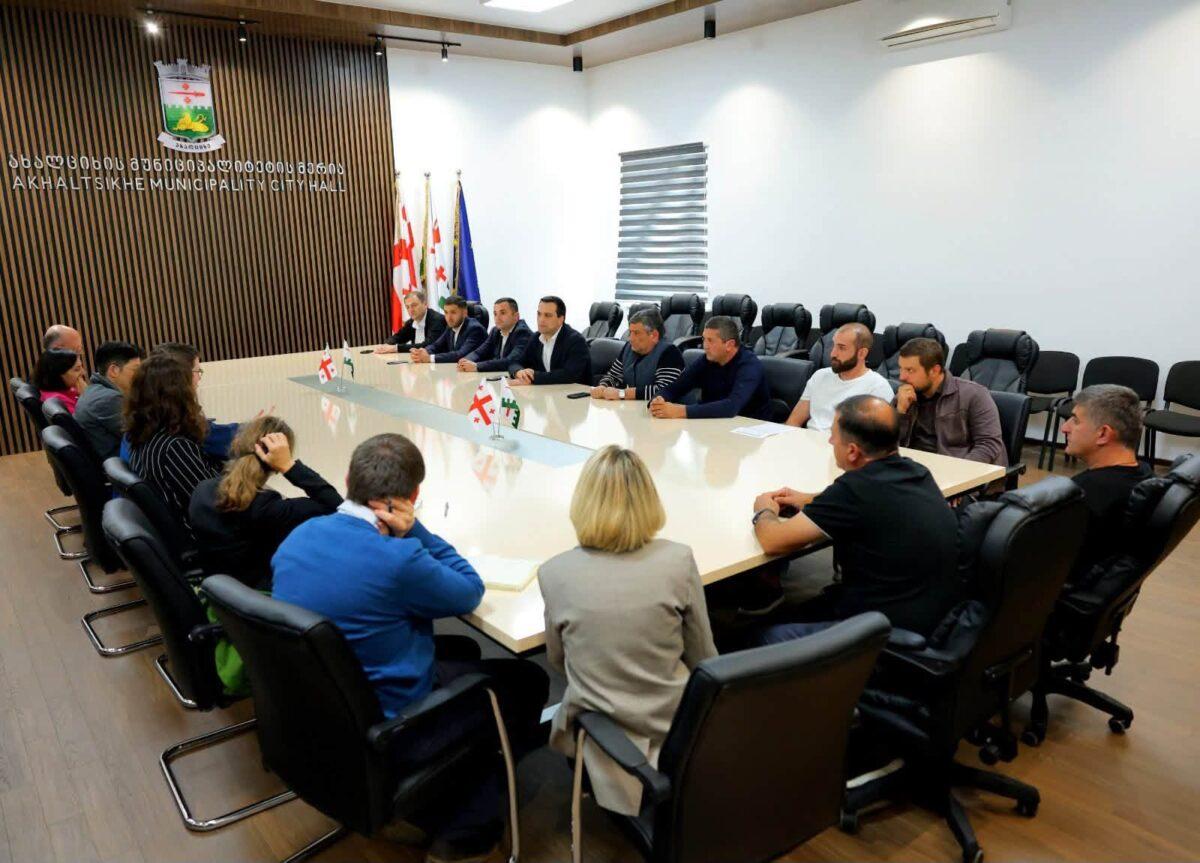Ախալցխայում քննարկվել է կոյուղու համակարգի և մաքրման կայանի կառուցման ծրագիրը