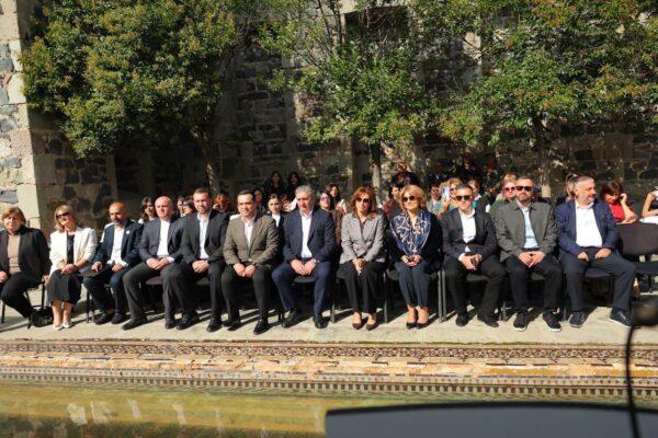 Ախալցխայում պարգևատրել են վաստակաշատ ուսուցիչներին